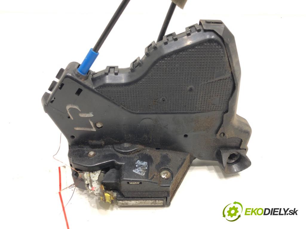 TOYOTA COROLLA Verso (ZER_, ZZE12_, R1_) 2004 - 2009    1.8 (ZNR11_) 95 kW [129 KM] benzyna 2004 - 2009  zámok dveře levý přední část