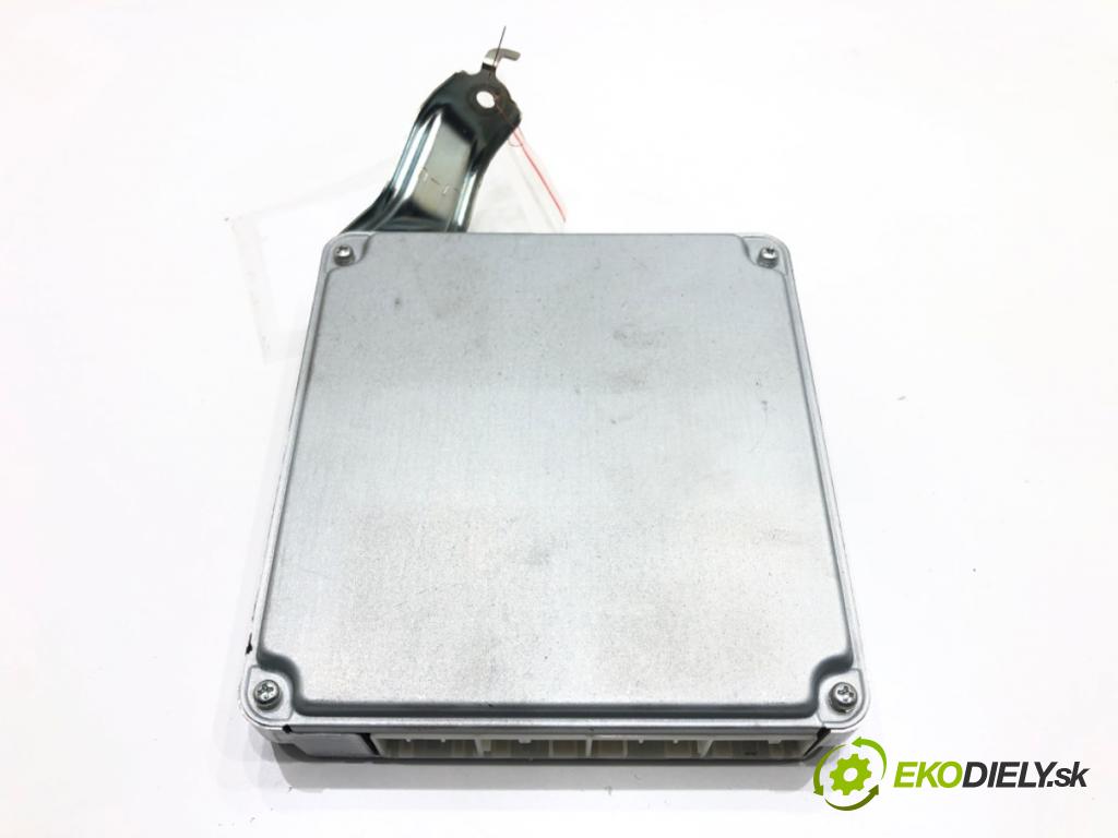 TOYOTA COROLLA Verso (ZER_, ZZE12_, R1_) 2004 - 2009    1.8 (ZNR11_) 95 kW [129 KM] benzyna 2004 - 2009  riadiaca jednotka Motor 89661-0F030 (Riadiace jednotky)