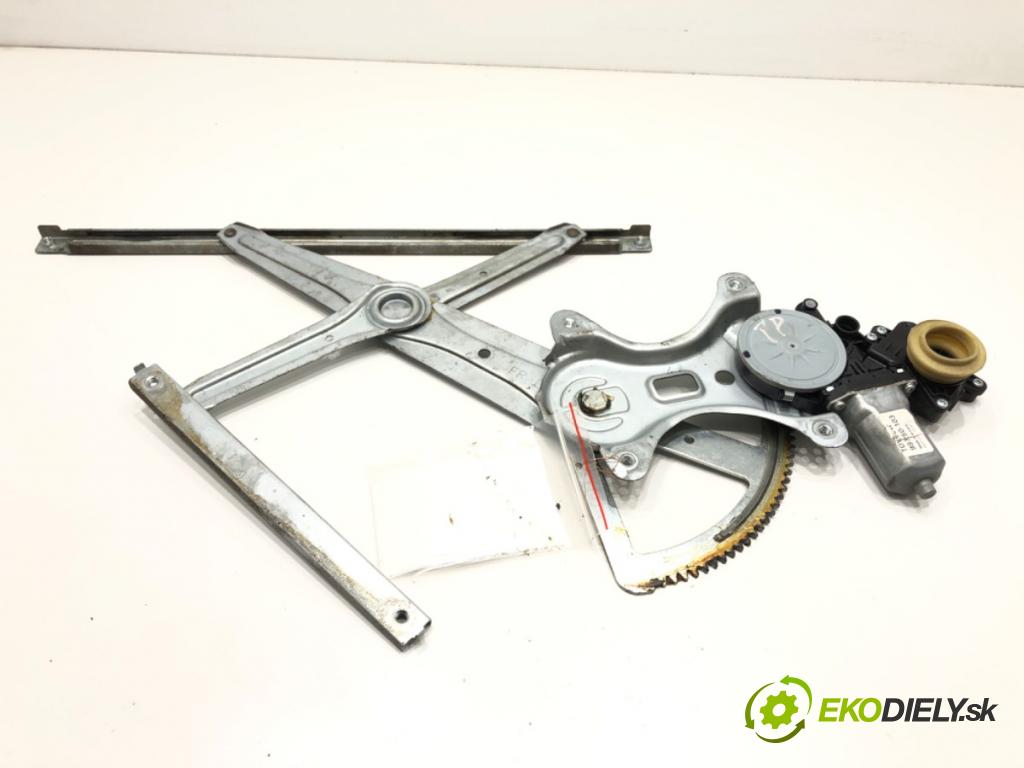 TOYOTA COROLLA Verso (ZER_, ZZE12_, R1_) 2004 - 2009    1.8 (ZNR11_) 95 kW [129 KM] benzyna 2004 - 2009  mechanismus okna pravý přední část 69810-0F010