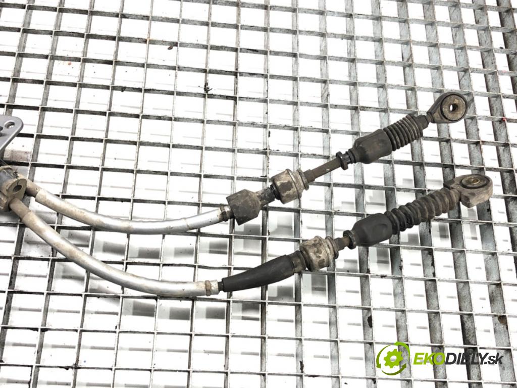 TOYOTA COROLLA Verso (ZER_, ZZE12_, R1_) 2004 - 2009    1.8 (ZNR11_) 95 kW [129 KM] benzyna 2004 - 2009  Kulisa  (Rýchlostné páky / kulisy)