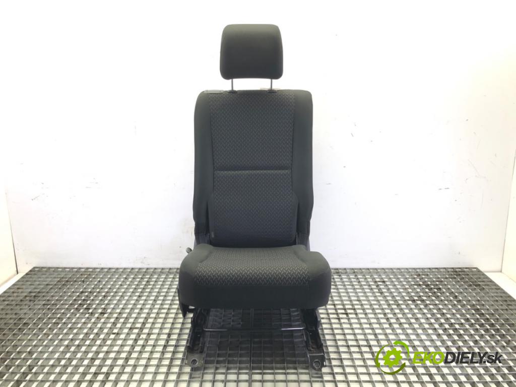 TOYOTA COROLLA Verso (ZER_, ZZE12_, R1_) 2004 - 2009    1.8 (ZNR11_) 95 kW [129 KM] benzyna 2004 - 2009  Sedadlo zad 