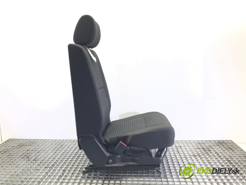 TOYOTA COROLLA Verso (ZER_, ZZE12_, R1_) 2004 - 2009    1.8 (ZNR11_) 95 kW [129 KM] benzyna 2004 - 2009  Sedadlo zad