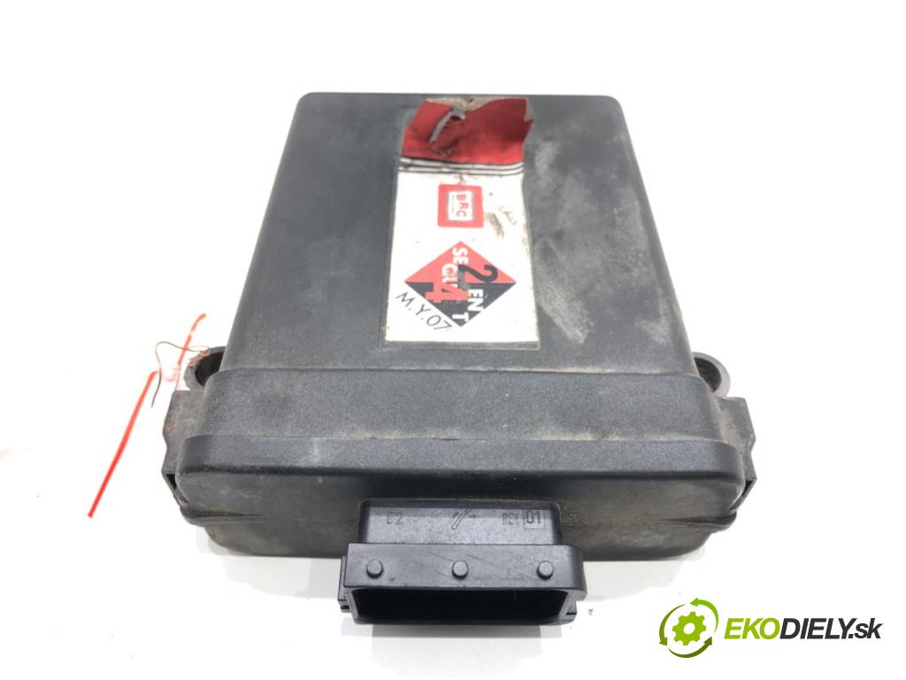 TOYOTA COROLLA Verso (ZER_, ZZE12_, R1_) 2004 - 2009    1.8 (ZNR11_) 95 kW [129 KM] benzyna 2004 - 2009  riadiaca jednotka do plynu LPG BRC SEQUENT 24 MY 07 (Riadiace jednotky)
