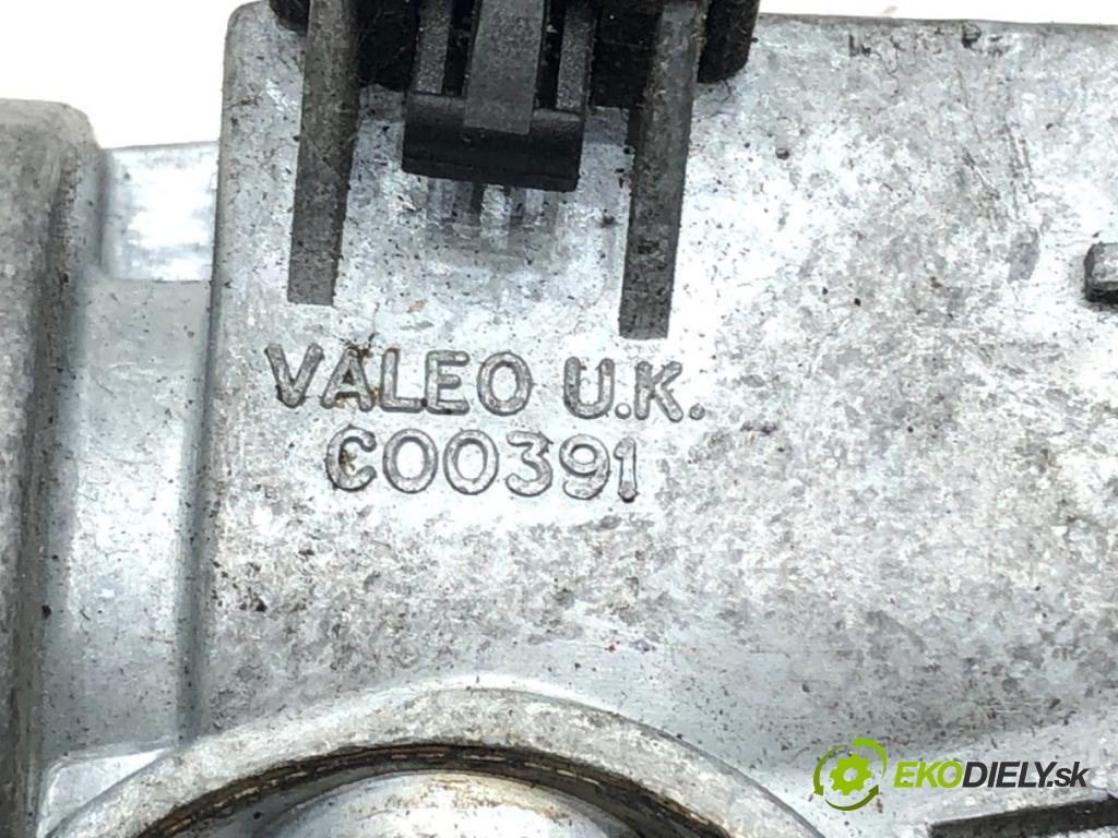 LAND ROVER FREELANDER I (L314) 1998 - 2006    2.0 DI 4x4 72 kW [98 KM] olej napędowy 1998 - 2000  spinačka  (Spínacie skrinky a kľúče)