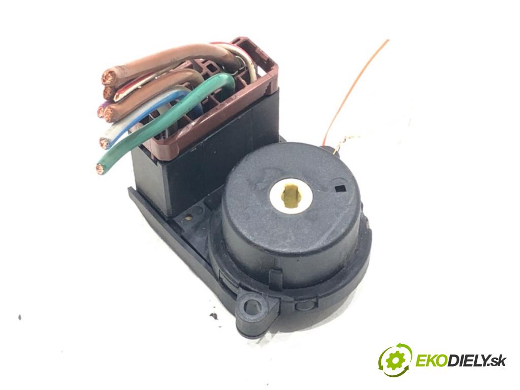 LAND ROVER FREELANDER I (L314) 1998 - 2006    2.0 DI 4x4 72 kW [98 KM] olej napędowy 1998 - 2000  Kocka, vložka spínacej skrinky  (Spínacie skrinky a kľúče)