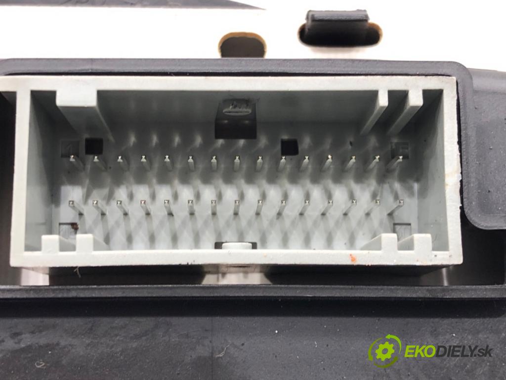 RENAULT SCÉNIC I nadwozie wielkoprzestrzenne (MPV) (JA0/1_, FA0_) 1999 - 2010    1.6 (JA00, JA16, JA15, JA19, JA1V, JA2B, JA2C, JA0B,... 79 kW [107 KM] benzyna 1999 - 2003  Prístrojovka P8200071820 (Prístrojové dosky, displeje)