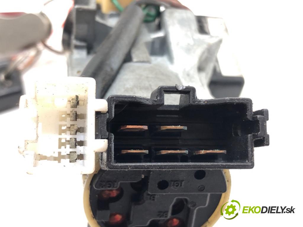 MITSUBISHI PAJERO PININ I (H6_W, H7_W) 1999 - 2007    1.8 GDI (H66W, H76W) 88 kW [120 KM] benzyna 1999 - 2001  spinačka MR329406 (Spínacie skrinky a kľúče)