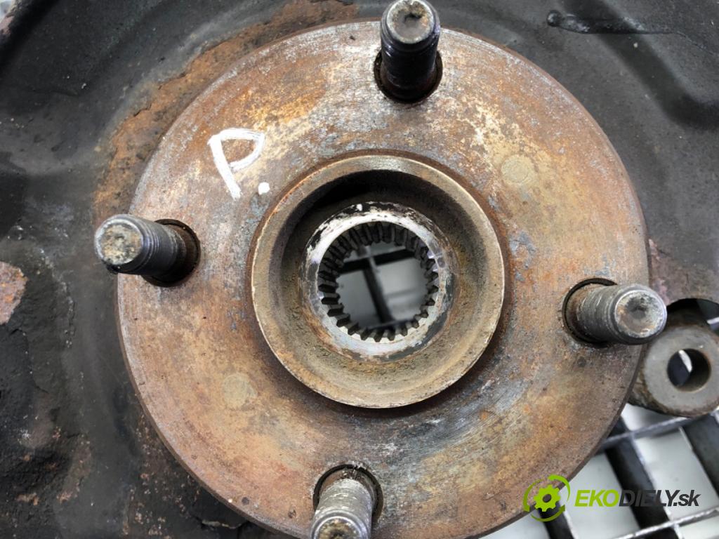 TOYOTA YARIS (_P9_) 2005 - 2014    1.5 (NCP91_) 79 kW [107 KM] benzyna 2005 - 2011  náboj pravy predný