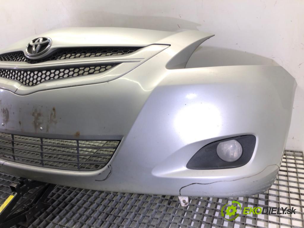 TOYOTA YARIS (_P9_) 2005 - 2014    1.5 (NCP91_) 79 kW [107 KM] benzyna 2005 - 2011  nárazník přední část  (Ostatné)