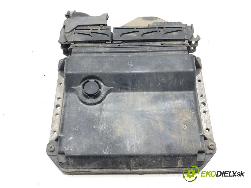 TOYOTA YARIS (_P9_) 2005 - 2014    1.5 (NCP91_) 79 kW [107 KM] benzyna 2005 - 2011  riadiaca jednotka Motor 89661-52F11 (Riadiace jednotky)