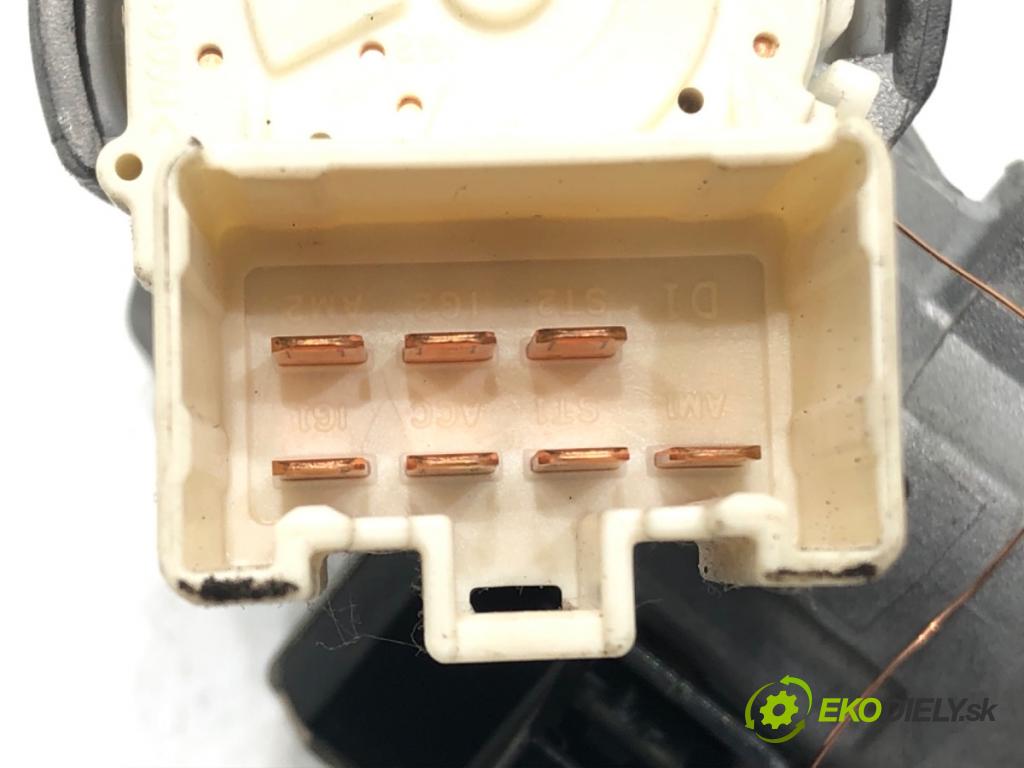 TOYOTA YARIS (_P9_) 2005 - 2014    1.5 (NCP91_) 79 kW [107 KM] benzyna 2005 - 2011  spinačka 45020-22-16 (Spínacie skrinky a kľúče)