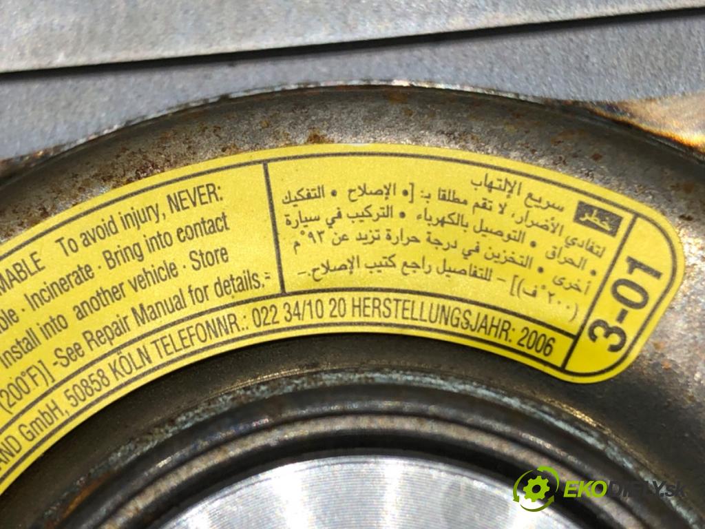 TOYOTA YARIS (_P9_) 2005 - 2014    1.5 (NCP91_) 79 kW [107 KM] benzyna 2005 - 2011  AirBag volantu  (Airbagy)