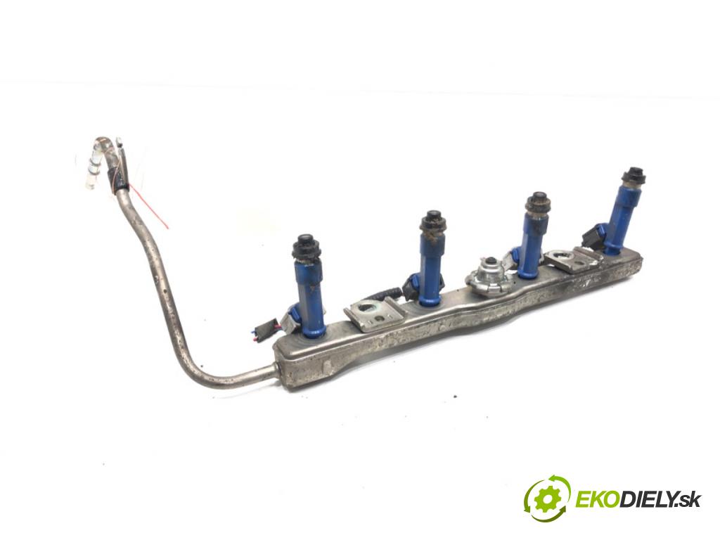 TOYOTA YARIS (_P9_) 2005 - 2014    1.5 (NCP91_) 79 kW [107 KM] benzyna 2005 - 2011  Lišta vstrekovacia 23250-21040 (Vstrekovacie lišty)