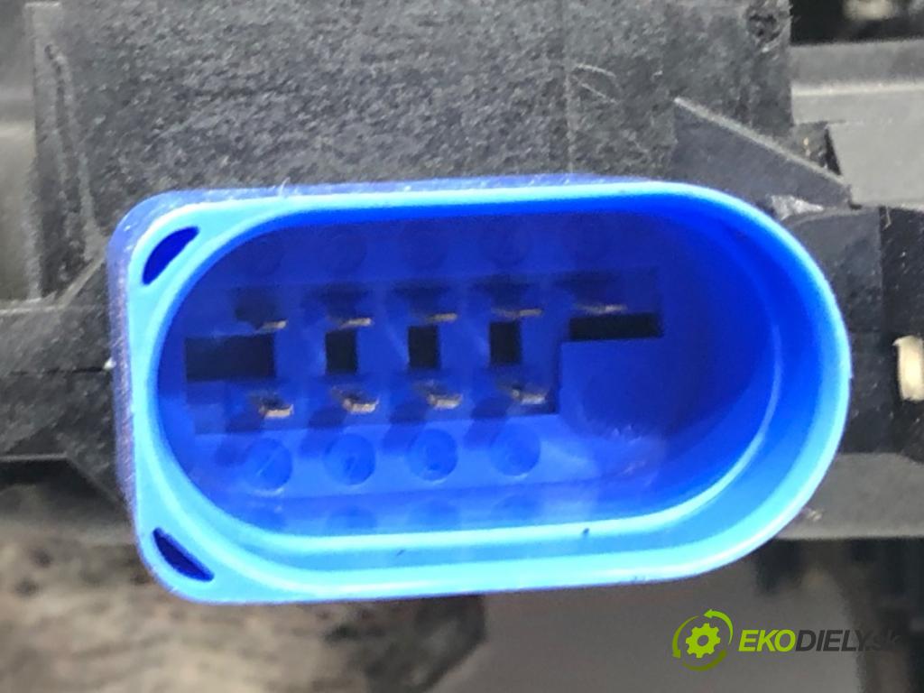VW GOLF V (1K1) 2003 - 2010    1.4 16V 55 kW [75 KM] benzyna 2003 - 2006  zámok dveře pravý přední část 3D1837016