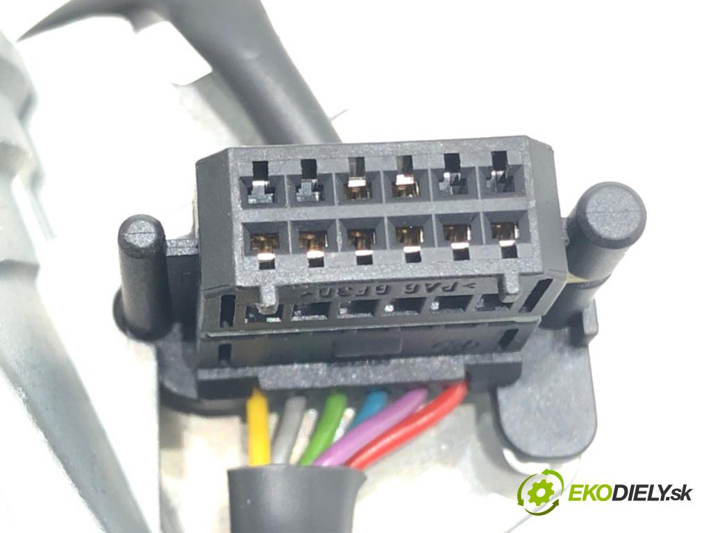 VW GOLF V (1K1) 2003 - 2010    1.4 16V 55 kW [75 KM] benzyna 2003 - 2006  spinačka 1K0905865A (Spínacie skrinky a kľúče)