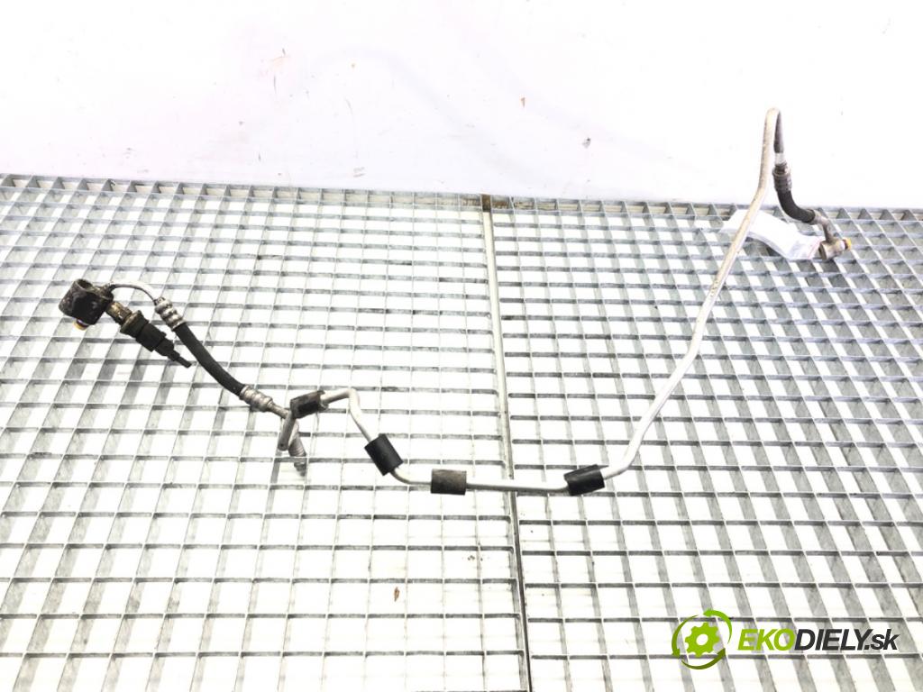 VW GOLF V (1K1) 2003 - 2010    1.4 16V 55 kW [75 KM] benzyna 2003 - 2006  rúrka klimatizácie 1K0820741Q (Rúrky klimatizácie)