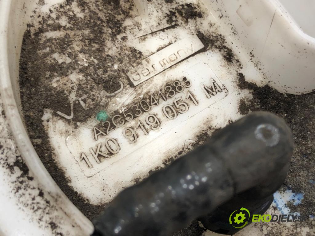 VW GOLF V (1K1) 2003 - 2010    1.4 16V 55 kW [75 KM] benzyna 2003 - 2006  pumpa paliva 1K0919051M