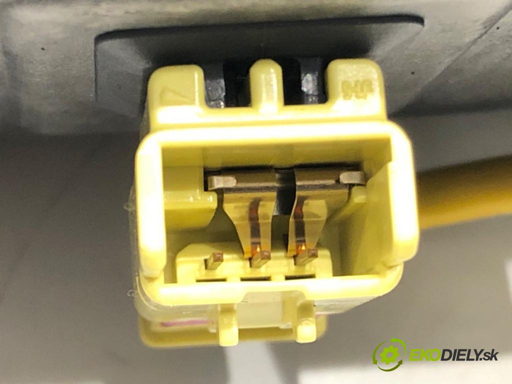 VW GOLF V (1K1) 2003 - 2010    1.4 16V 55 kW [75 KM] benzyna 2003 - 2006  AirBag spolujazdca 1K0880204H (Airbagy)