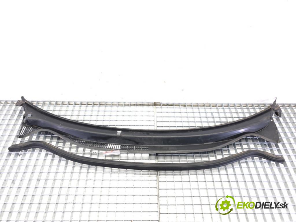 SEAT IBIZA III (6L1) 2002 - 2009    1.2 47 kW [64 KM] benzyna 2002 - 2006  Torpédo, plast pod čelné okno 6L1853185B (Torpéda)