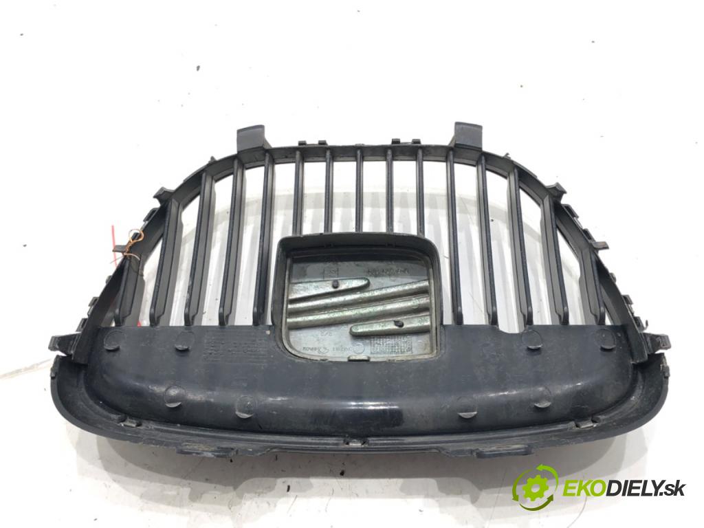 SEAT IBIZA III (6L1) 2002 - 2009    1.2 47 kW [64 KM] benzyna 2002 - 2006  mřížka maska  (Mřížky (masky) chladičů)