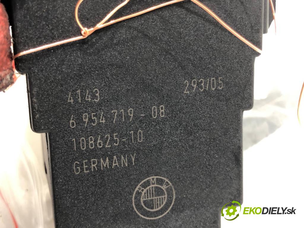 BMW 3 Touring (E91) 2004 - 2012    320 d 120 kW [163 KM] olej napędowy 2005 - 2012  spinačka 6954719 (Spínacie skrinky a kľúče)