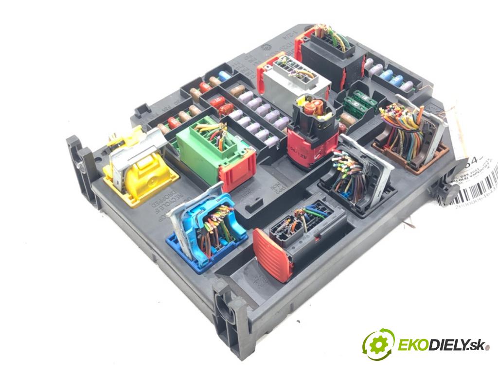 CITROEN DS5 2011 - 2015    2.0 HDi 165 120 kW [163 KM] olej napędowy 2011 - 2015  modul BSI 9664992380 (Pojistkové skříňky)