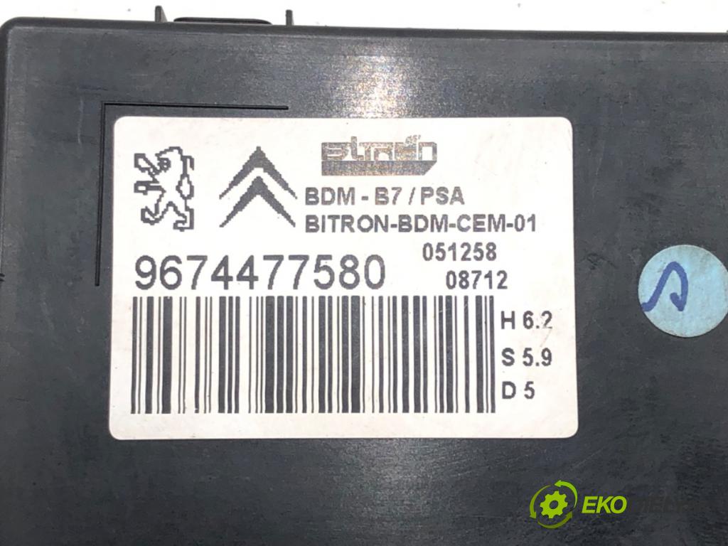 CITROEN DS5 2011 - 2015    2.0 HDi 165 120 kW [163 KM] olej napędowy 2011 - 2015  Modul sedačky 9674477580