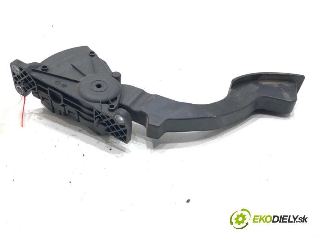 FORD FOCUS II (DA_, HCP, DP) 2004 - 2013    1.6 74 kW [100 KM] benzyna 2004 - 2012  Potenciometer plynu 4M51-9F836-AH (Pedále)