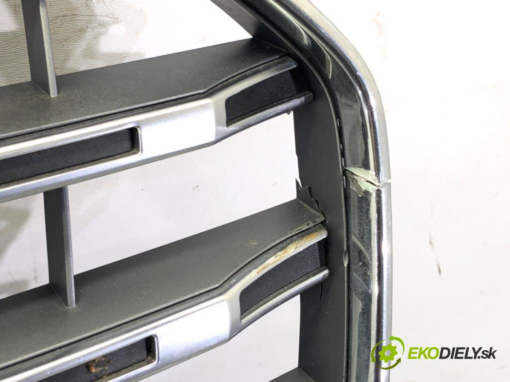 AUDI A5 (8T3) 2007 - 2017    2.7 TDI 140 kW [190 KM] olej napędowy 2007 - 2012  mřížka maska 8T0853651M (Mřížky (masky) chladičů)