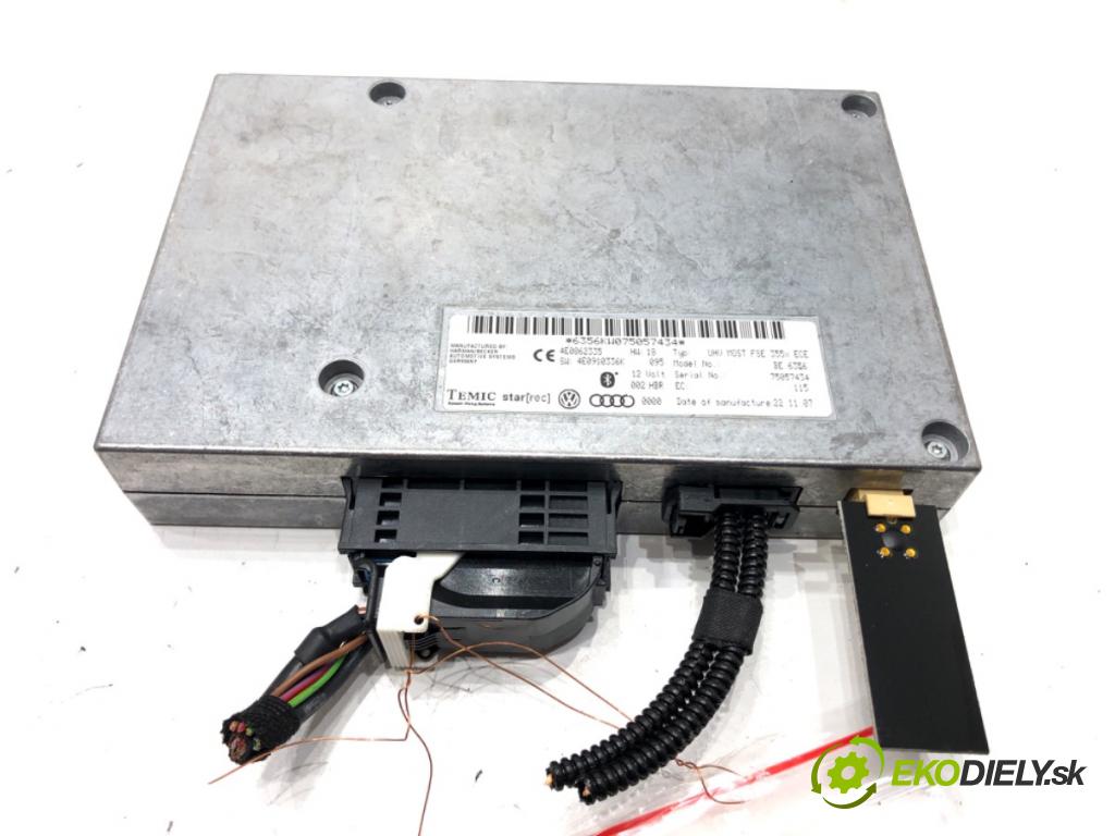 AUDI A5 (8T3) 2007 - 2017    2.7 TDI 140 kW [190 KM] olej napędowy 2007 - 2012  Modul BLUETOOTH 4E0862335 (Ostatné)