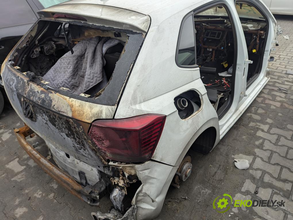 VW POLO VI (AW1, BZ1, AE1) 2017 - 2022    1.0 TSI 85 kW [115 KM] benzyna 2017 - 2022  KAROSERIA ČTVRŤÁK blatník zadní část pravý POŠTY: prahy střecha