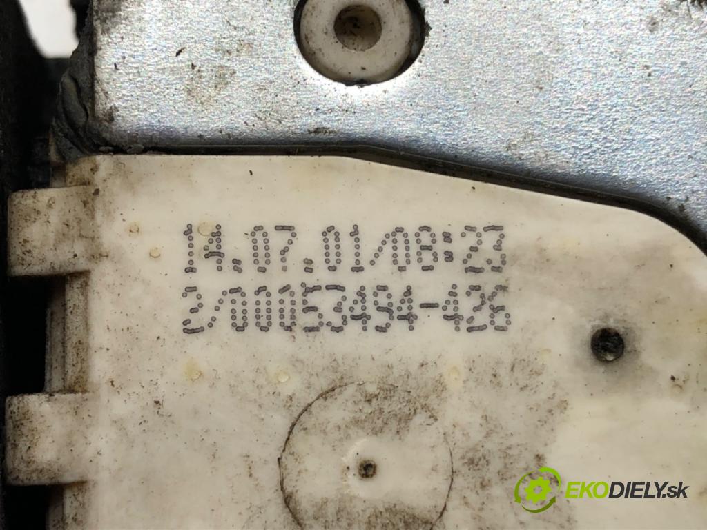 LAND ROVER FREELANDER I (L314) 1998 - 2006    2.0 DI 4x4 72 kW [98 KM] olej napędowy 1998 - 2000  zámok dveře levý přední část