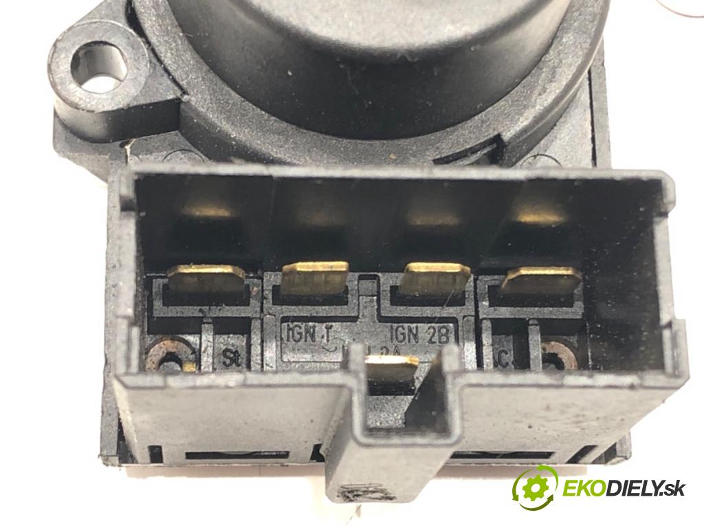 LAND ROVER FREELANDER I (L314) 1998 - 2006    2.0 DI 4x4 72 kW [98 KM] olej napędowy 1998 - 2000  Kocka, vložka spínacej skrinky  (Spínacie skrinky a kľúče)