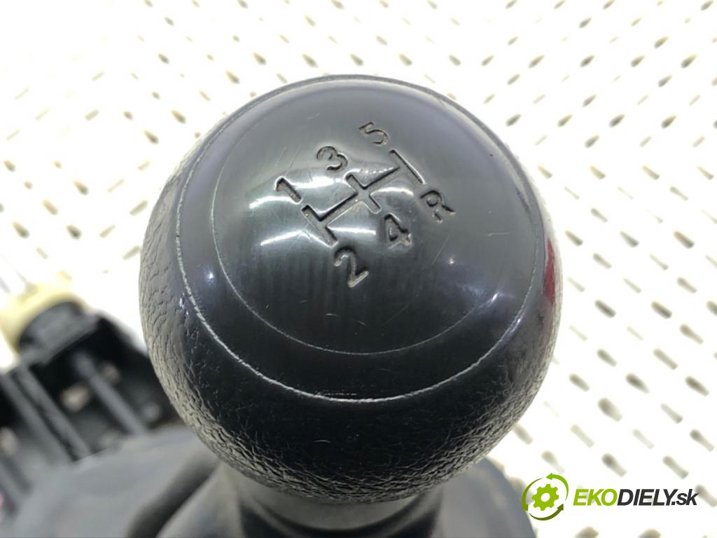 CITROEN C1 II (PA_, PS_) 2014 - 2022    1.0 VTi 68 51 kW [69 KM] benzyna 2014 - 2022  Kulisa 33530-0H030 (Rýchlostné páky / kulisy)