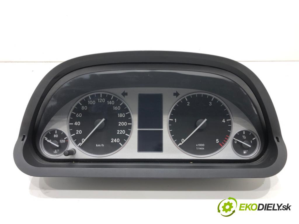 MERCEDES-BENZ KLASA B Sports Tourer (W245) 2005 - 2011    B 180 CDI (245.207) 80 kW [109 KM] olej napędowy 2005 - 2011  Prístrojovka 1031098101 (Prístrojové dosky, displeje)