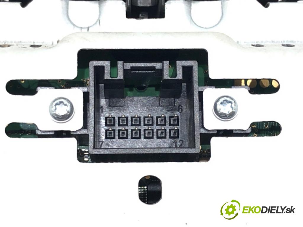 VW PASSAT B8 Variant (3G5, CB5) 2014 - 2022    2.0 TDI 110 kW [150 KM] olej napędowy 2014 - 2022  RADIO 3G0919605D (Audio zariadenia)