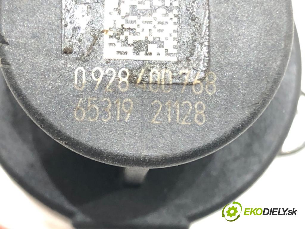 VW PASSAT B8 Variant (3G5, CB5) 2014 - 2022    2.0 TDI 110 kW [150 KM] olej napędowy 2014 - 2022  Regulátor tlaku paliva 0928400768 (Ostatné)