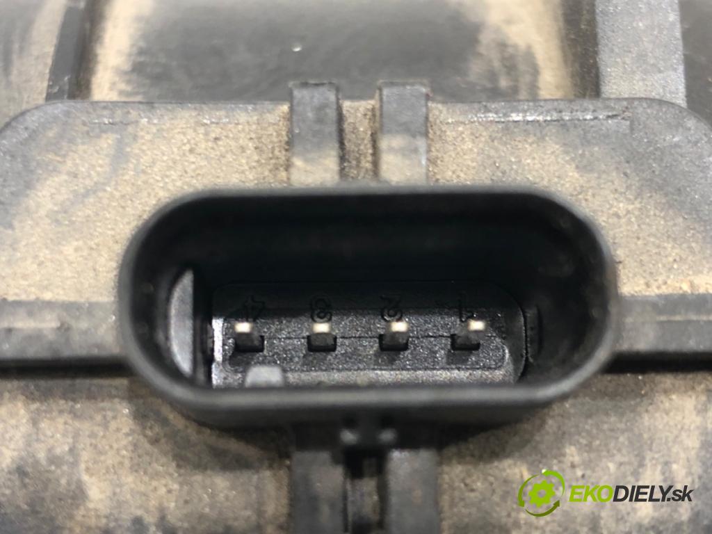 VW PASSAT B8 Variant (3G5, CB5) 2014 - 2022    2.0 TDI 110 kW [150 KM] olej napędowy 2014 - 2022  Váha vzduchu 03L906461A (Váhy vzduchu)