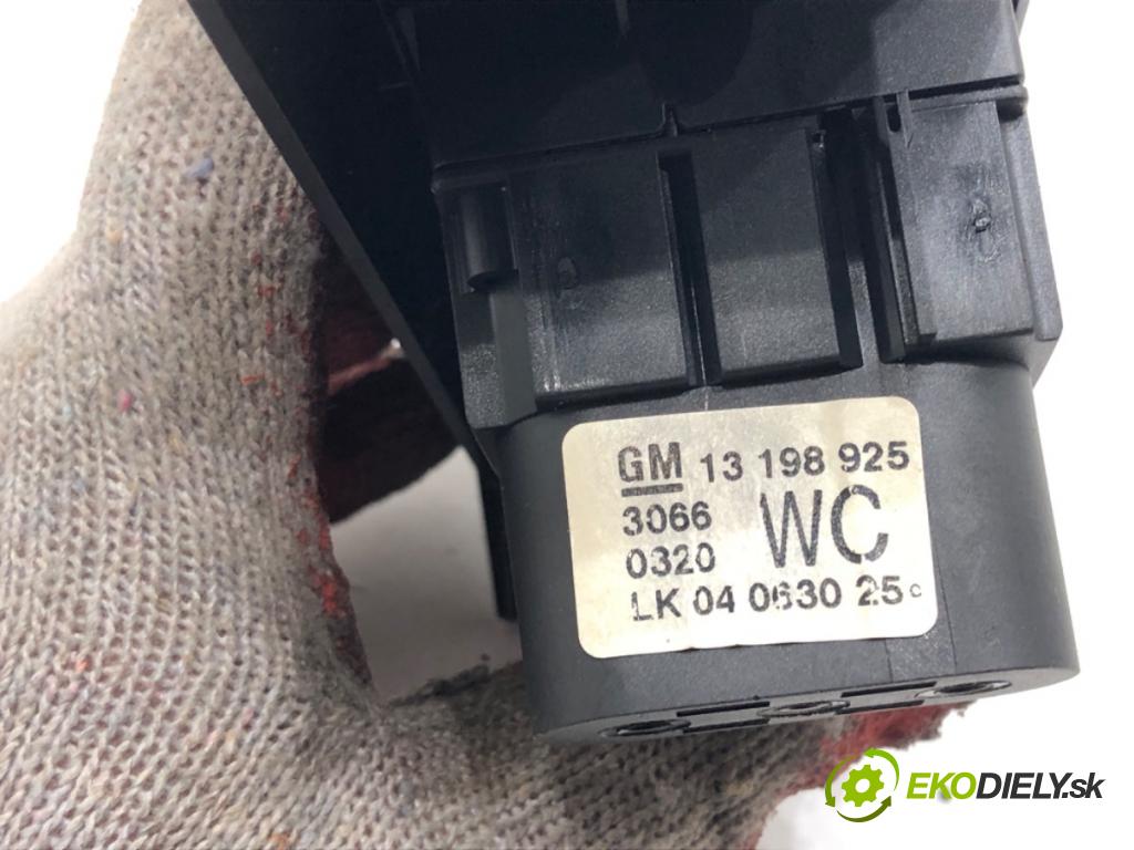 OPEL ASTRA H Kombi (A04) 2004 - 2014    1.9 CDTI (L35) 88 kW [120 KM] olej napędowy 2005 - 2010  spínač světel 13198925