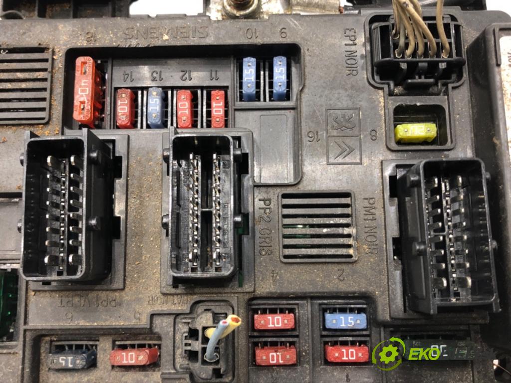 CITROEN C5 I (DC_) 2001 - 2005    1.8 16V (DC6FZB, DC6FZE) 85 kW [115 KM] benzyna 2001 - 2004  Modul BSM 9643498880 (Ostatné)