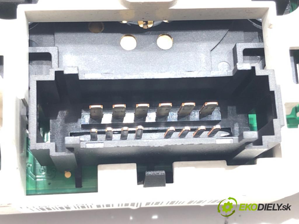 CITROEN C2 (JM_) 2003 - 2017    1.4 HDi 50 kW [68 KM] olej napędowy 2003 - 2009  Panel ovládania kúrenia N105560A (Prepínače, spínače, tlačidlá a ovládače kúrenia)
