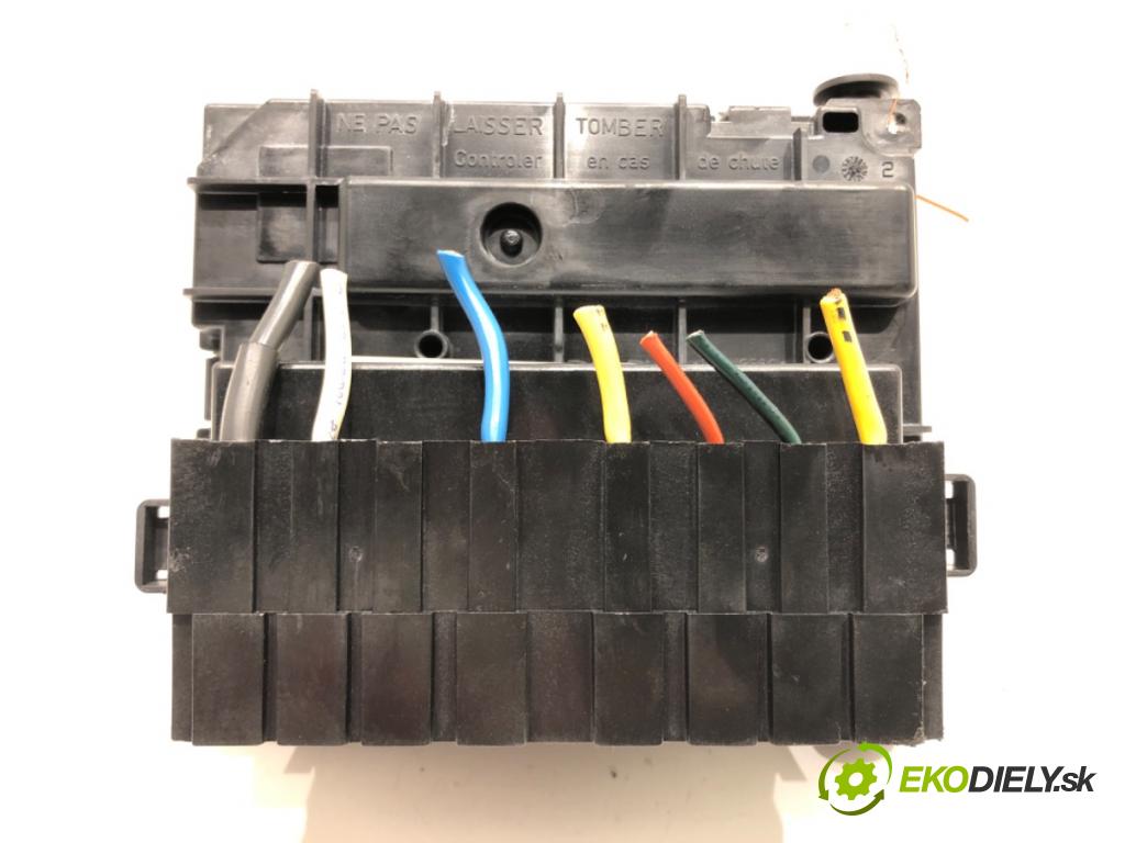 CITROEN C2 (JM_) 2003 - 2017    1.4 HDi 50 kW [68 KM] olej napędowy 2003 - 2009  Modul BSM 9661707880 (Ostatné)