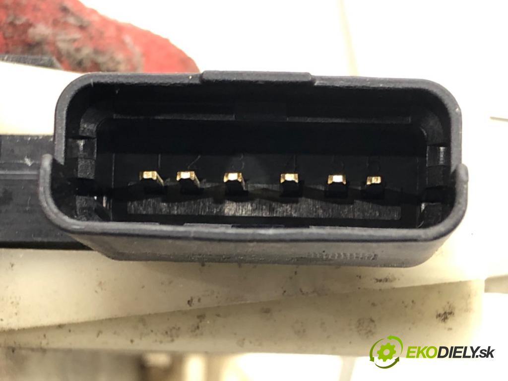 CITROEN C4 II (NC_) 2009 - 2022    1.6 VTi 120 88 kW [120 KM] benzyna 2009 - 2016  zámok dveře levý přední část 9685351380
