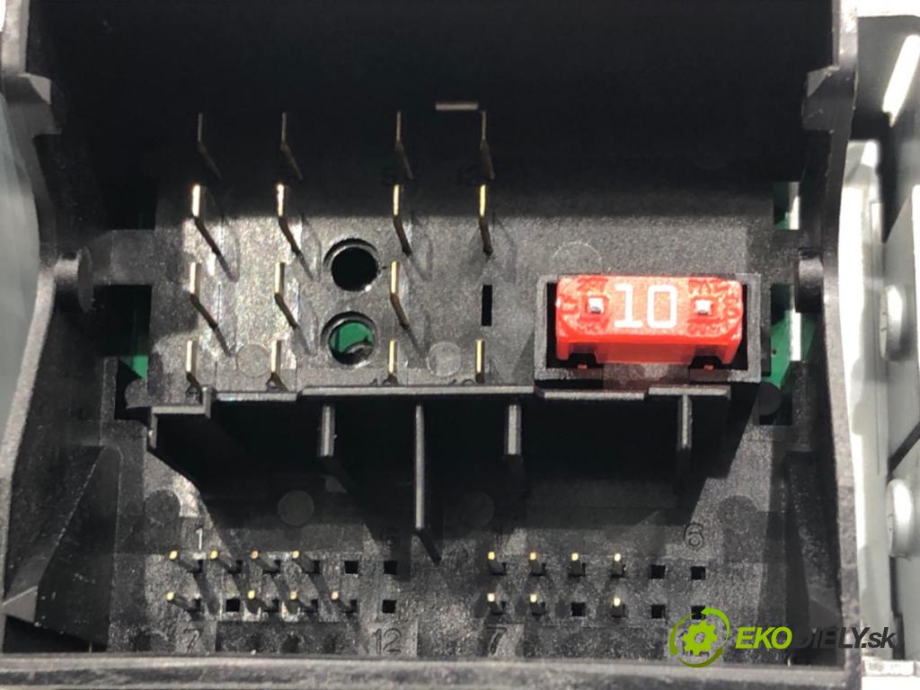 CITROEN C4 II (NC_) 2009 - 2022    1.6 VTi 120 88 kW [120 KM] benzyna 2009 - 2016  RADIO 9666994580 (Audio zariadenia)