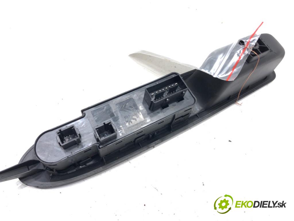 CITROEN C4 II (NC_) 2009 - 2022    1.6 VTi 120 88 kW [120 KM] benzyna 2009 - 2016  Prepínač okien 96669830ZD (Prepínače, spínače, tlačidlá a ovládače kúrenia)