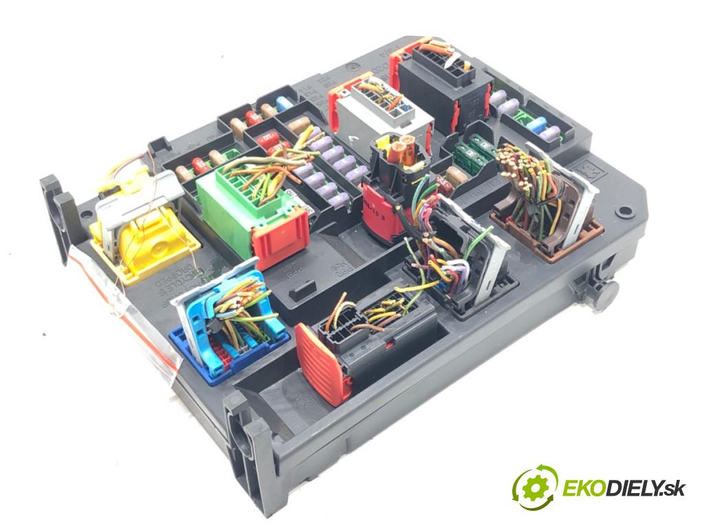 CITROEN C4 II (NC_) 2009 - 2022    1.6 VTi 120 88 kW [120 KM] benzyna 2009 - 2016  modul BSI 9665547480 (Pojistkové skříňky)