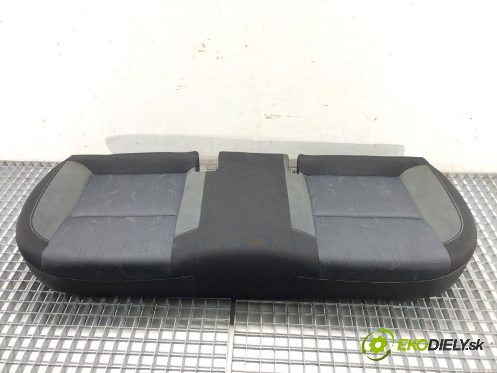 CITROEN C4 II (NC_) 2009 - 2022    1.6 VTi 120 88 kW [120 KM] benzyna 2009 - 2016  Sedadlo druhý rad