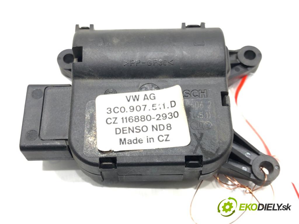 VW PASSAT B6 Variant (3C5) 2005 - 2011    2.0 TDI 103 kW [140 KM] olej napędowy 2005 - 2009  Motorček kúrenia 3C0907511D (Motorčeky kúrenia)