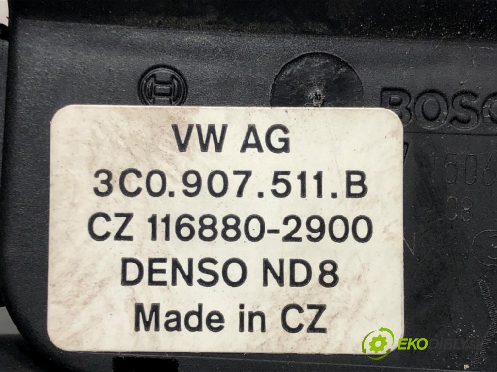 VW PASSAT B6 Variant (3C5) 2005 - 2011    2.0 TDI 103 kW [140 KM] olej napędowy 2005 - 2009  Motorček kúrenia 3C0907511B (Motorčeky kúrenia)