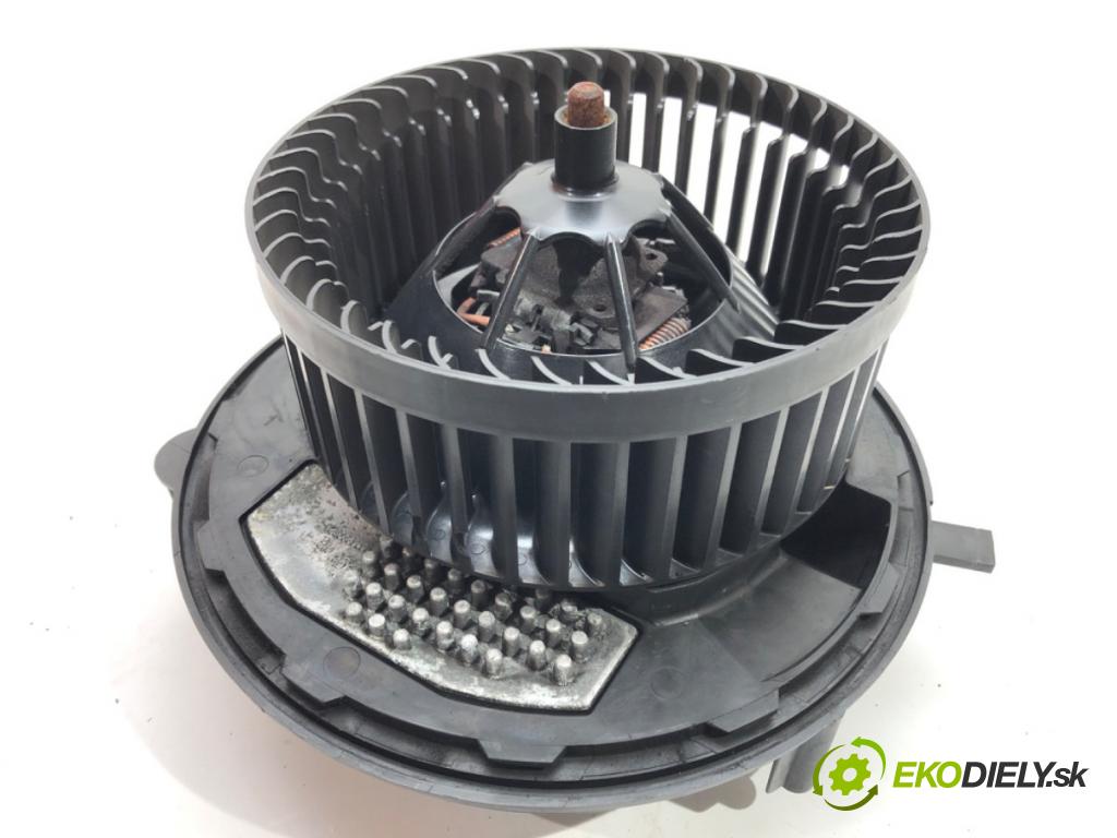 SKODA OCTAVIA III (5E3, NL3, NR3) 2012 - 2022    1.4 TSI 110 kW [150 KM] benzyna 2014 - 2020  ventilátor kúrenia 5Q0907521E